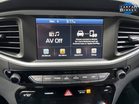 Used 2018 Hyundai Ioniq Blue image 15