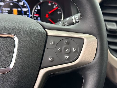 Certified 2023 GMC Acadia Denali image 20