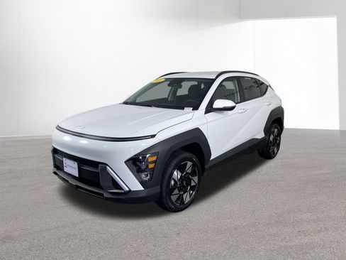 Used 2025 Hyundai Kona SEL image 41