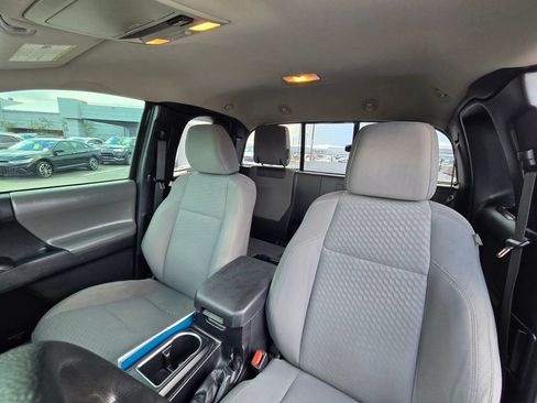 Used 2020 Toyota Tacoma SR w/ SX Package AWD/4WD image 23