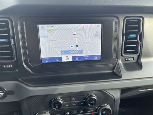 Used 2023 Ford Bronco Black Diamond image 38