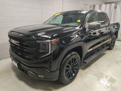 Used 2022 GMC Sierra 1500 Elevation AWD/4WD image 16