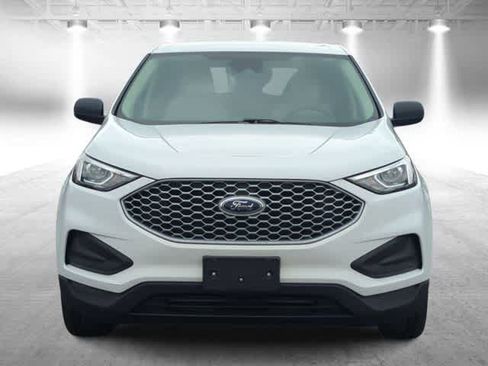 Used 2023 Ford Edge SE AWD/4WD image 3
