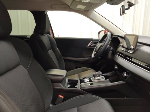 Used 2022 Mitsubishi Outlander ES FWD image 21