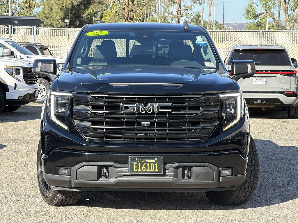 Used 2022 GMC Sierra 1500 Elevation w/ Elevation Premium Package AWD/4WD image 2