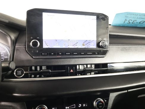 Used 2023 Mitsubishi Outlander SE image 25