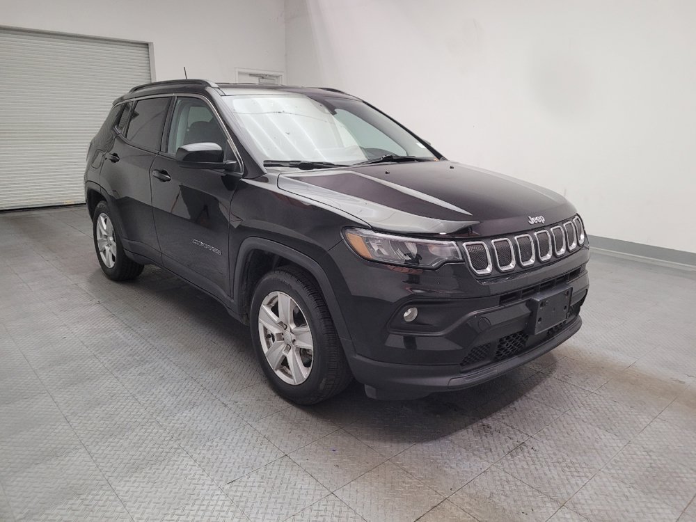 Used 2022 Jeep Compass Latitude FWD image 13