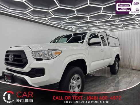 Used 2021 Toyota Tacoma SR5 image 3