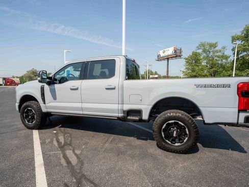Used 2025 Ford F250 Lariat w/ Lariat Ultimate Package AWD/4WD image 4