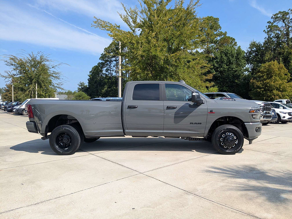 New 2026 RAM 3500 Big Horn AWD/4WD image 2