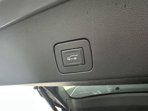 Used 2020 Buick Encore GX Select image 29