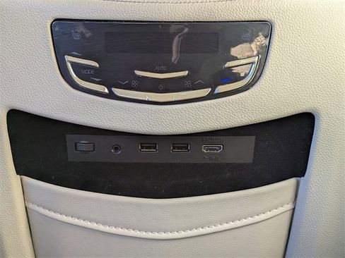 Used 2019 Cadillac Escalade Premium Luxury w/ LPO, Radiant Package image 15