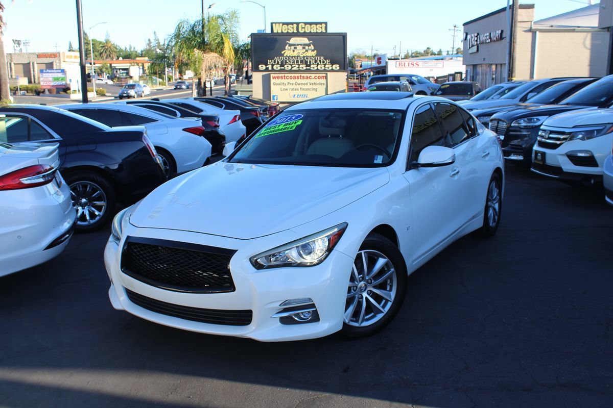 Used 2015 INFINITI Q50 Premium w/ Navigation Package RWD image 37