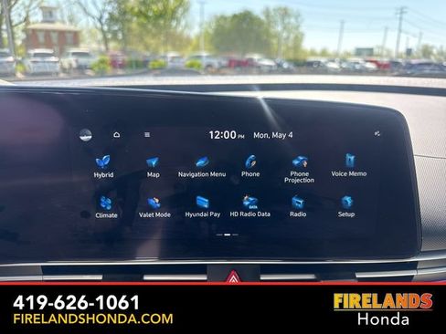 Used 2023 Hyundai Elantra Limited FWD image 22