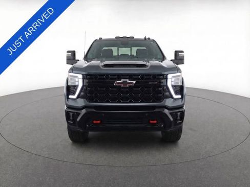 Used 2026 Chevrolet Silverado 2500 ZR2 image 5