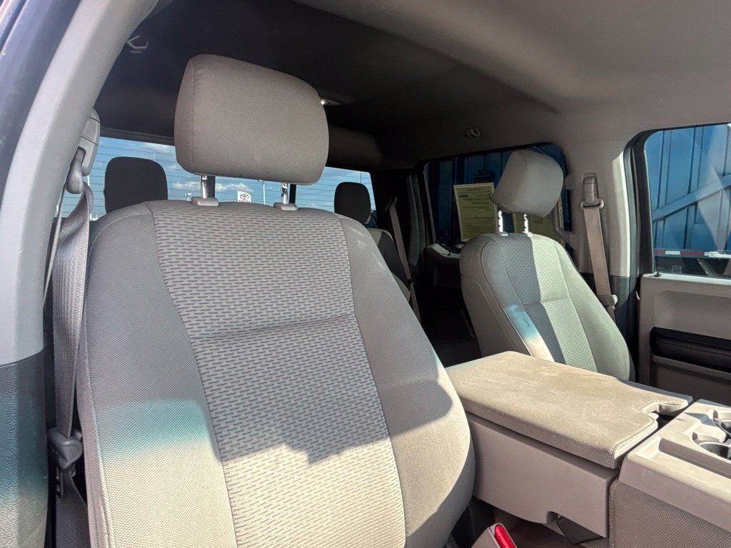 Used 2016 Ford F150 XLT w/ Equipment Group 302A Luxury AWD/4WD image 17