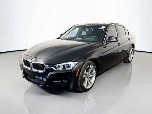 Used 2018 BMW 330i Sedan image 4