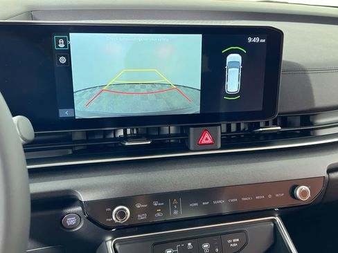 New 2026 Kia Carnival EX image 26