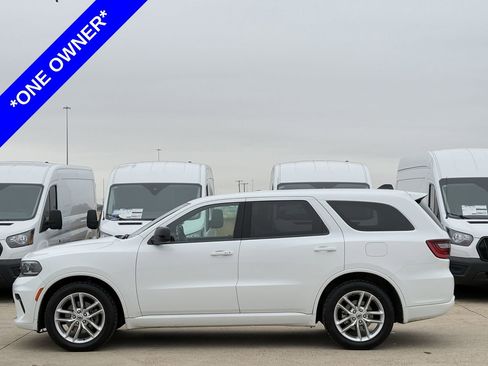 Used 2023 Dodge Durango GT image 3