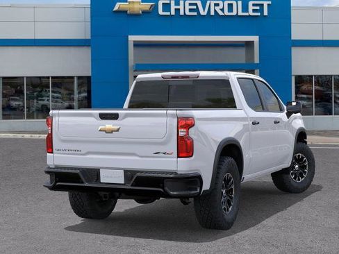 New 2026 Chevrolet Silverado 1500 ZR2 image 40
