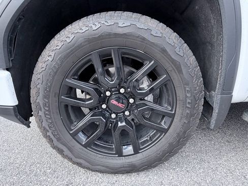 Used 2024 GMC Sierra 1500 Elevation w/ Elevation Premium Package image 27