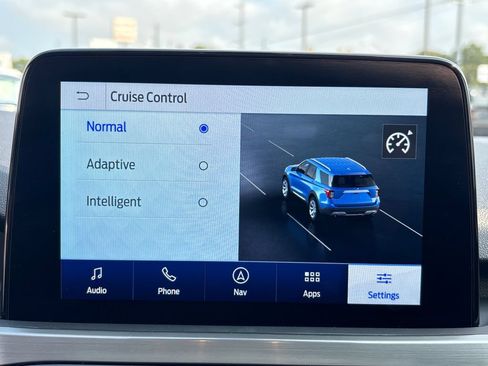 Used 2022 Ford Escape Titanium FWD image 39
