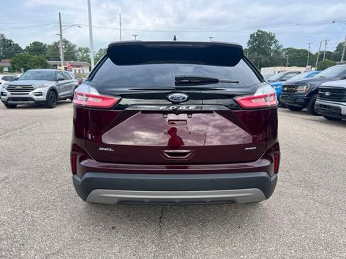 Certified 2023 Ford Edge SEL w/ Convenience Package AWD/4WD image 3
