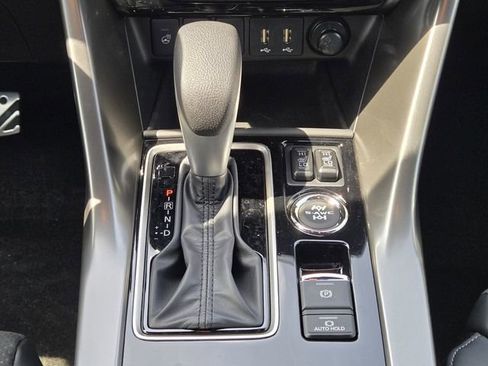 New 2025 Mitsubishi Eclipse Cross Black Edition image 14