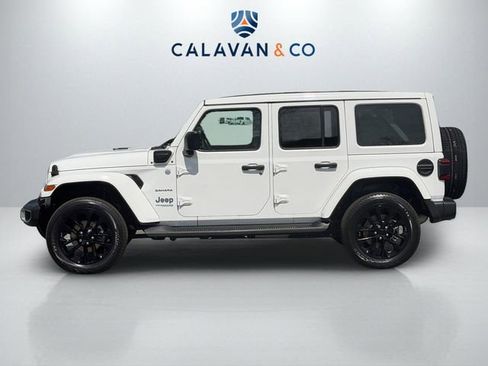 Used 2022 Jeep Wrangler Unlimited Sahara w/ Safety Group image 4
