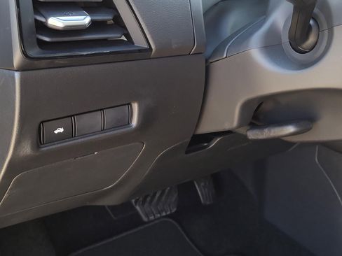 New 2026 Nissan Sentra SR w/ Floor Mat Package image 19