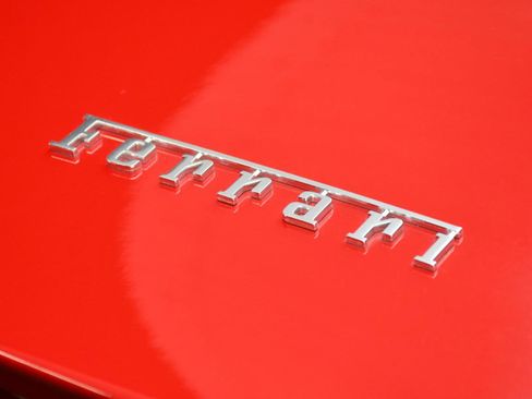 Used 2014 Ferrari California RWD image 10