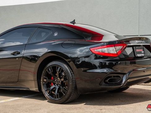 Used 2018 Maserati GranTurismo Sport RWD image 39