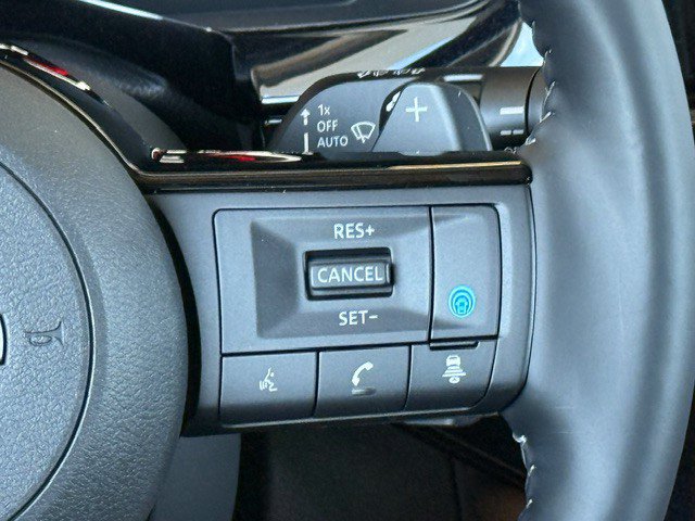 Certified 2025 Nissan Pathfinder Platinum w/ Cargo Package AWD/4WD image 37