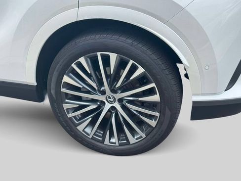 Used 2025 Lexus RX 350 w/ Convenience Package AWD/4WD image 9