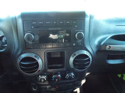 Used 2013 Jeep Wrangler Sport image 10