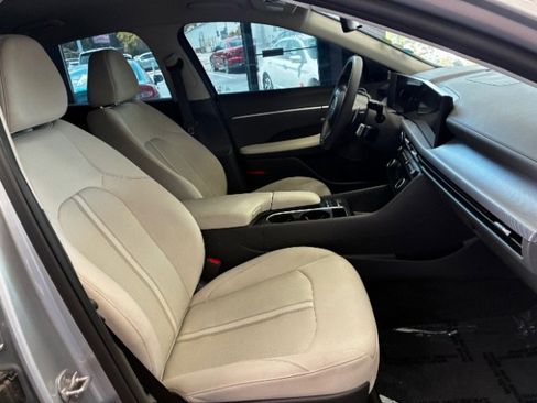 Used 2024 Hyundai Sonata SEL FWD image 34