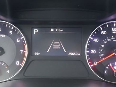 Used 2023 Kia Forte LXS w/ LXS Technology Package FWD image 21