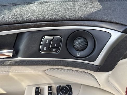 Used 2019 Lincoln MKZ Reserve image 19