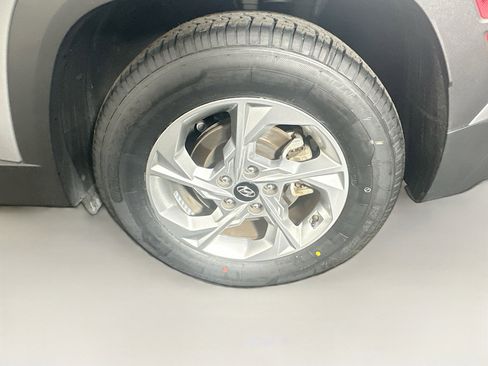 Used 2024 Hyundai Tucson SEL FWD image 11