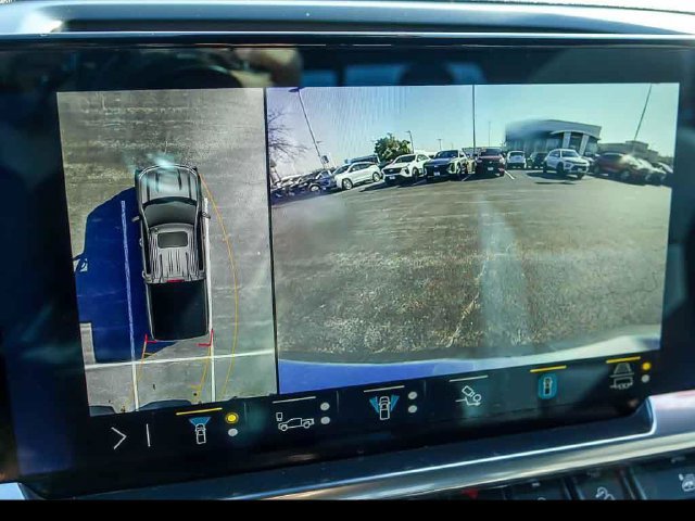 Certified 2023 Chevrolet Silverado 1500 LTZ AWD/4WD image 21
