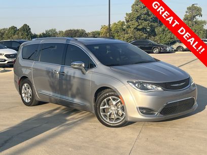 Used 2018 Chrysler Pacifica Limited