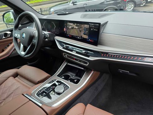 Used 2026 BMW X5 xDrive40i AWD/4WD image 10