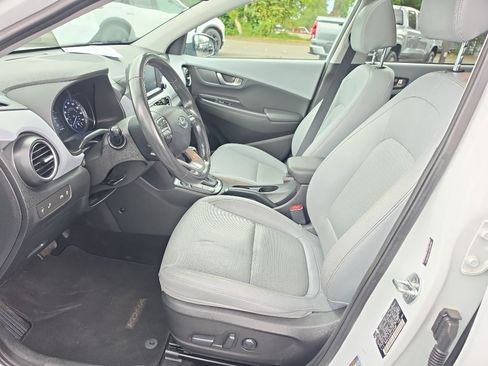 Used 2019 Hyundai Kona Limited AWD/4WD image 16