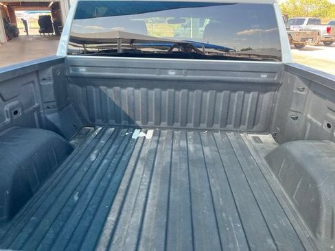 Used 2022 Chevrolet Silverado 1500 LT Trail Boss AWD/4WD image 6
