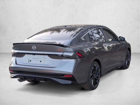 New 2026 Nissan Sentra SR w/ SR Premium Package FWD image 2