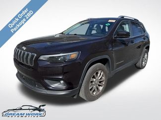 Used 2021 Jeep Cherokee Latitude Plus w/ Mopar Interior Package video 1