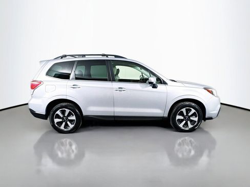Used 2018 Subaru Forester 2.5i Limited w/ Popular Package #2 AWD/4WD image 6