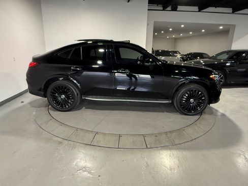 Used 2024 Mercedes-Benz GLC 300 4MATIC w/ AMG Line image 12