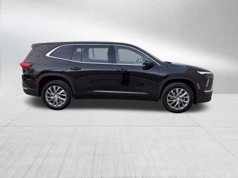 Used 2025 Buick Enclave Preferred image 5