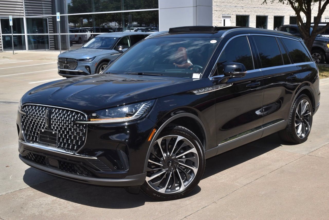 Certified 2026 Lincoln Aviator Reserve AWD/4WD image 43